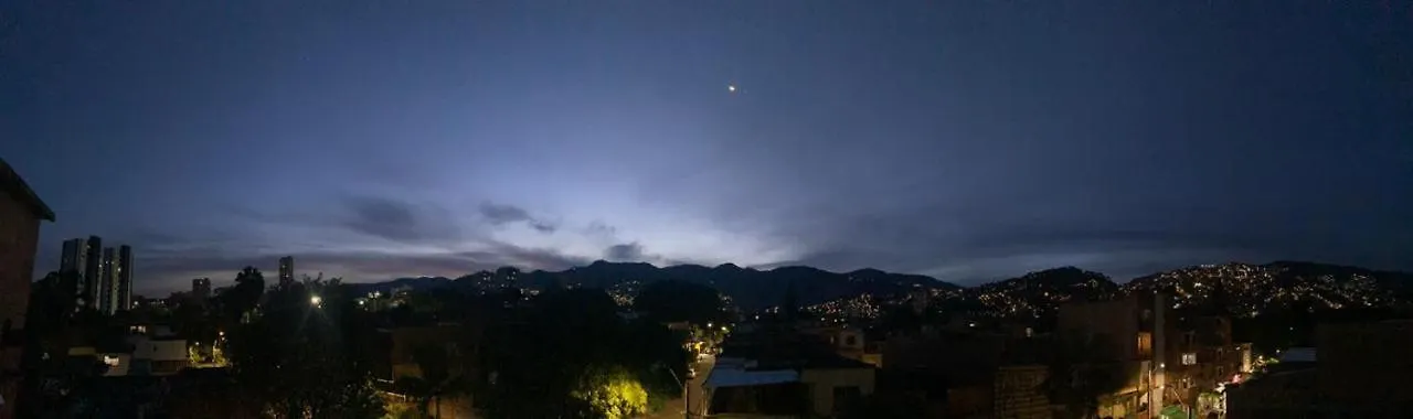Apartamento Habitaciones En Casa Ithaca En Floresta - Santa Lucia Medellín