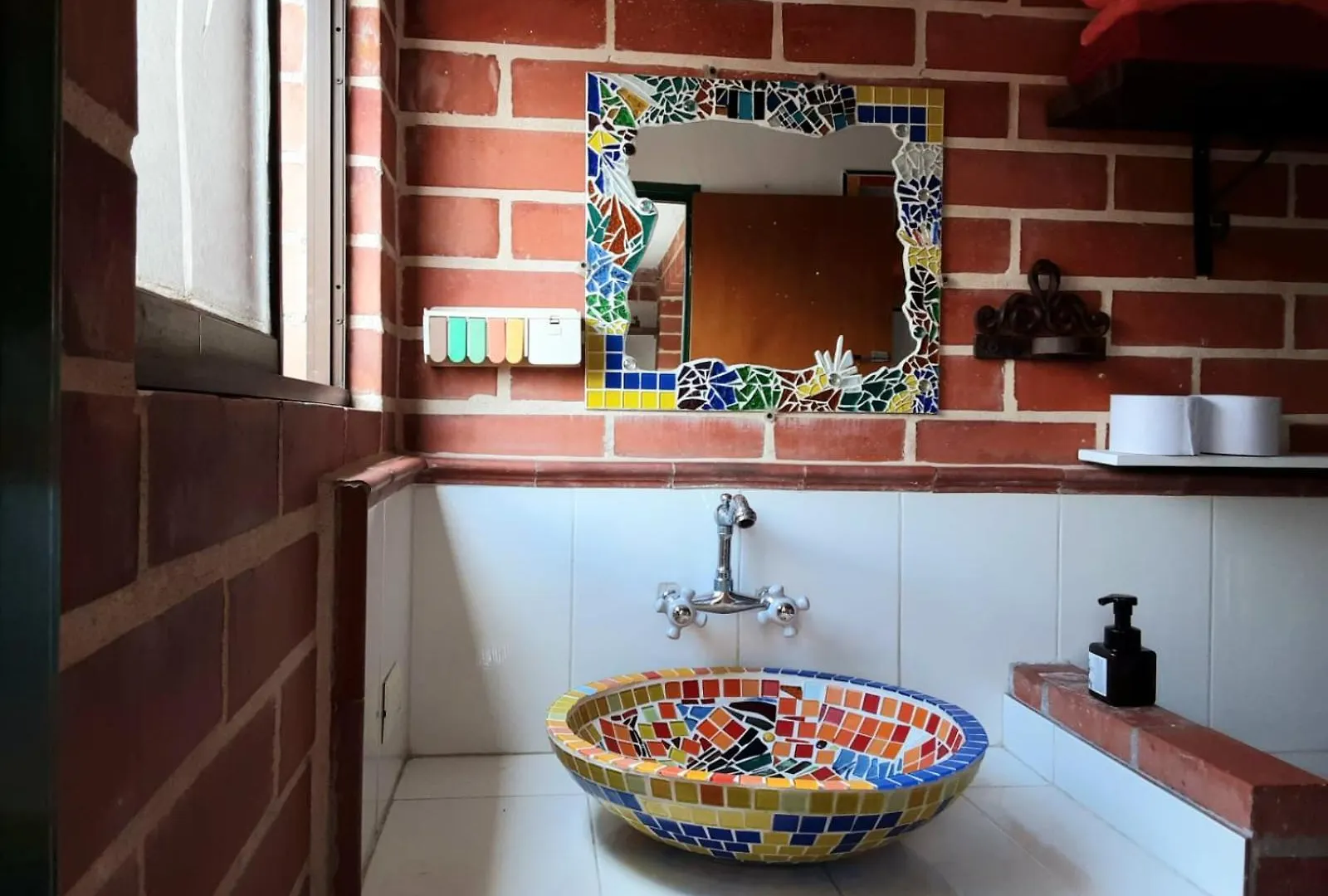 Habitaciones En Casa Ithaca En Floresta - Santa Lucia Medellín 0*,  Colombia