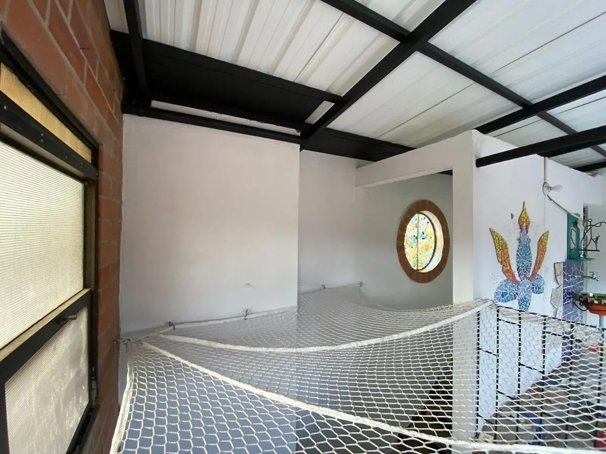 מדיין Habitaciones En Casa Ithaca En Floresta - Santa Lucia 0*,  קולומביה