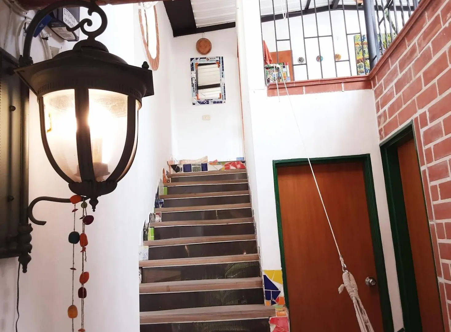 Habitaciones En Casa Ithaca En Floresta - Santa Lucia Medellín Appartamento